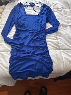 Blue Long-Sleeve Ruched Bodycon Dress